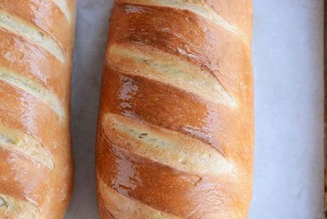 Easy Homemade French Bread French Loaf, Homemade French Bread, French Bread Recipe, Loaf Recipes, French Bread, Instant Yeast, Simple Recipe, How To Make Bread, Homemade Bread