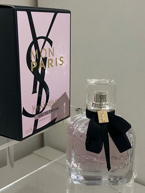 Aesthetic Perfumes, Strawberry Perfume, Koleksi Parfum, Ysl Perfume, Her Perfume, Victoria's Secret Perfume, Expensive Perfume, Paris Perfume, Perfume Bottle Design