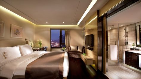 THE ONE Executive Suites Shanghai Managed by Kempinski Creative Living Room Ideas, Suite Room Hotel, Elegant Bedrooms, Spa Baths, Delhi Hotel, Mirror Interior Design, Beautiful Bedrooms Master, Bedroom Interiors, Irvine California