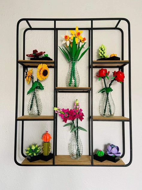 Lego Flowers Room Decor, Lego Flowers Decor, Lego Decorations Room Aesthetic, Lego Home Decor, Ideas For Living Room Decor, Creative Shelving Ideas, Creative Shelving, Lego Display Ideas, Lego Room Decor