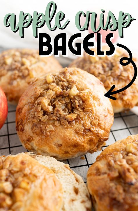 Savory Bagel Recipe, Bagel Bread Recipe, Apple Cinnamon Bagels, Cooking With Karli Bagels, Apple Bagel Recipe, Apple Bagels, Bagel Flavors, Cinnamon Bagels, Apple Crisp Topping