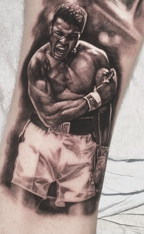 Muhammad Ali boxing tattoo by Seunghyun Jo Potter at FY ink in Toronto Mohammad Ali Tattoo, Creed Tattoo Boxing, Tattoo Ideas Boxing, Mike Tyson Tattoo Ideas, Mohammed Ali Tattoo, Behind The Leg Tattoo, Boxing Tattoo Ideas, Boxing Tattoo Ideas For Men, Box Tattoo Ideas