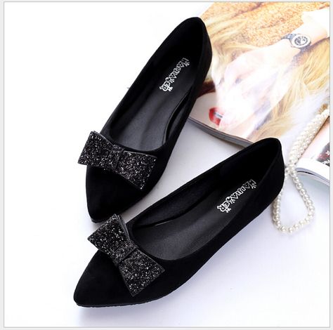 Comfortable Dress Shoes For Women, Girls Shoes Teenage, Casual Shoes Women Flats, Comfortable Dress Shoes, Pink Wedding Shoes, Shoes Outfit Fashion, Fashion Shoes Flats, Wedding Shoes Flats, Flat Dress Shoes