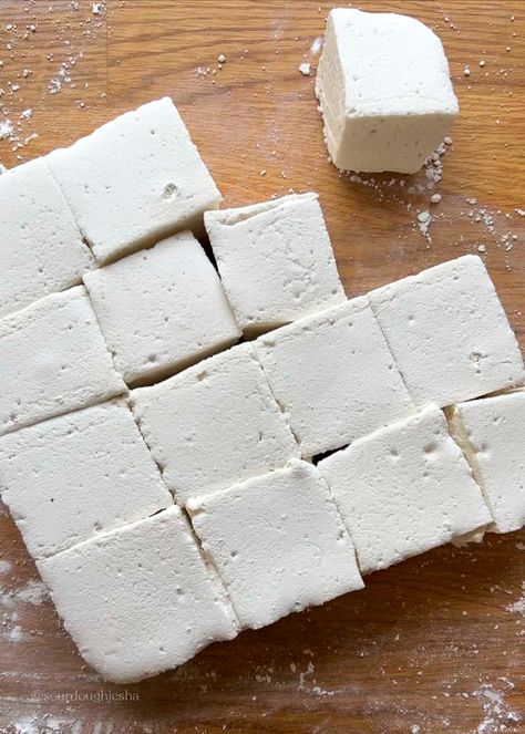 Homemade Marshmallows (No Corn Syrup) - Jesha's Homemade Marshmallows Gift, Homemade Marshmallow Recipe No Corn Syrup, Corn Syrup Free Marshmallows, Homemade Marshmallows Without Corn Syrup, Marshmallow Without Corn Syrup, No Corn Syrup Marshmallows, Marshmallow No Corn Syrup, Diy Mini Marshmallows, Homemade Marshmallows No Corn Syrup