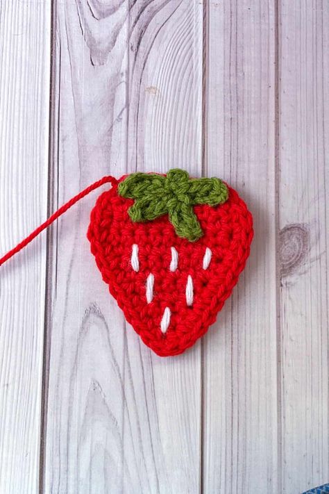 Crochet Strawberry Applique Pattern - thecaffeinatedsnail.com Strawberry Motif Crochet, Flat Strawberry Crochet Pattern, Crochet Strawberry Patch, Crochet Flat Strawberry, Crochet Strawberry Applique Pattern Free, Flat Crochet Pattern, Strawberry Applique Pattern, Knitting Strawberry, Crochet Strawberry Pattern Free