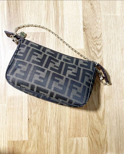 Fendi Pochette, Fendi Baguette Phone Pouch, Purse Fendi, Small Fendi Bag, Fendi Pouch, Fendi Fendigraphy Bag, Vintage Fendi, Handbag Accessories, Bags Designer