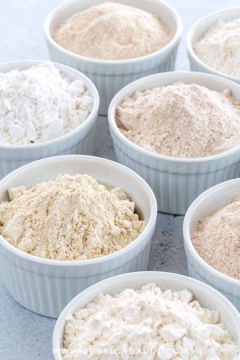 Types Of Flour, Cooking For Beginners, Vegetable Drinks, Food Science, Flour Recipes, Baking Flour, Healthy Eating Tips, Cake Flour, Food App