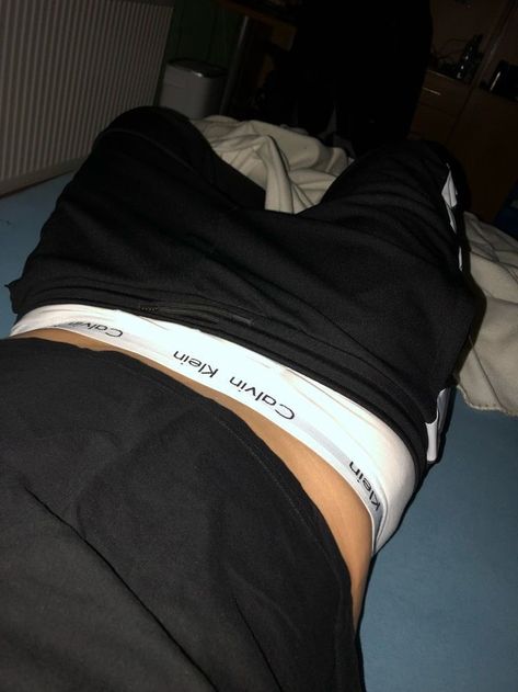 Calvin Klein Boxers Aesthetic, Boxer Calvin Klein Men, Boxers Aesthetic, Tablet Medicine Snap, Boys In Boxers, Fem Boy Outfits, Calvin Klein Boxers, Calvin Klein Outfits, Cute Guy Pics