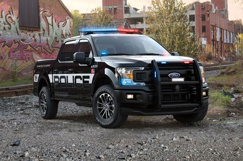 2018 FORD F-150 POLICE RESPONDER READY FOR OFF-ROAD PURSUIT Police Equipment, American Police, Police Truck, Police Patrol, Cop Cars, Ford Police, Police Vehicles, Ford Raptor, Public Safety