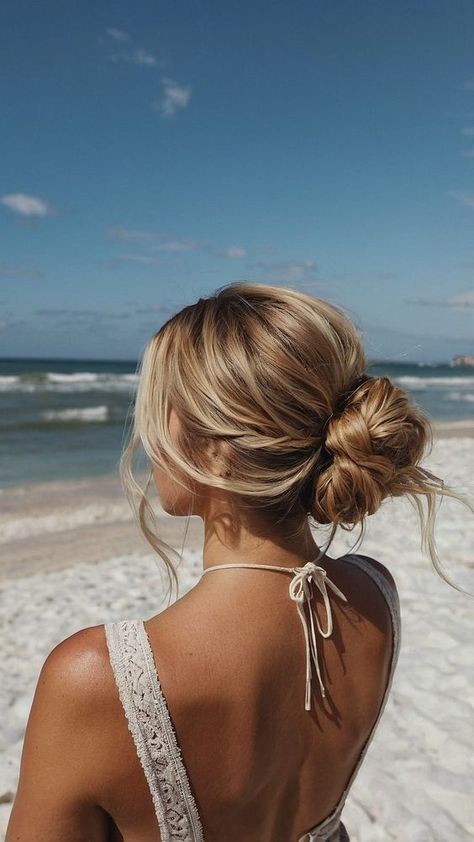 Summer Easy Hairstyles, Preppy Hairstyles, Cali Trip, Beach Hairstyles For Long Hair, Bahamas Cruise, Braided Styles, Hoco Hairstyles, Travel Girl, Holiday Hairstyles