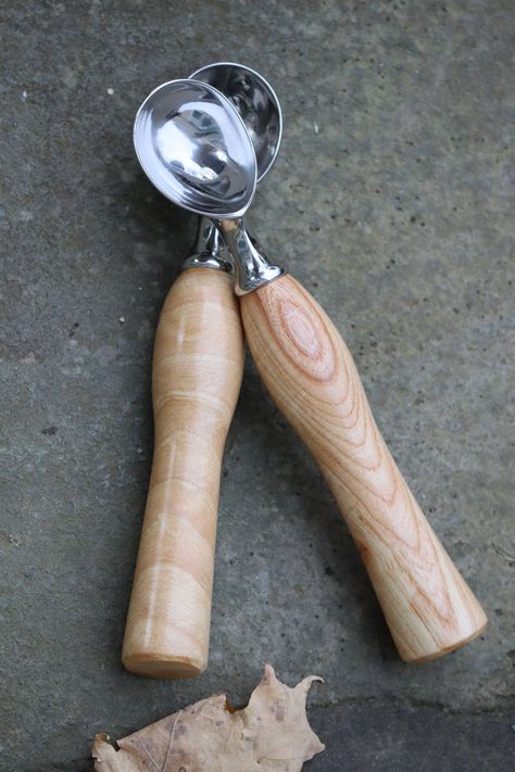 Frozen Ice Cream, Antler Ideas, Grain Effect, Frozen Ice, Ice Cream Scoops, Spalted Maple, Inside Design, Serving Utensils, Ice Cream Scoop