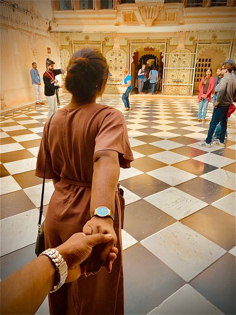 Must watch city palace in udaipur Udaipur Couple Photography, City Palace Udaipur Photography, Udaipur Photography Poses, Udaipur Photography, City Palace Udaipur, Black Lehenga, Couple Pose, Couple Photography Poses, Open Back Dresses