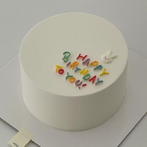 Small Birthday Cakes, Mini Torte, Cake Cafe, Simple Cake Designs, Funny Birthday Cakes, Mini Cakes Birthday, Milk Cake, Creative Birthday Cakes, Simple Birthday Cake