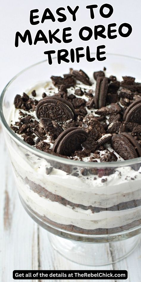 This Oreo Trifle may look really fancy, but that is really the beauty of trifles - they are gorgeous on display, but they are actually pretty simple to put together! Oreo Pudding Dessert, Oreo Dessert Easy, Oreo Trifle, Trifle Recipes Easy, Trifle Dessert Recipes, Dessert Truffles, Trifle Pudding, Fall Baking Recipes, Easy Dessert Recipe