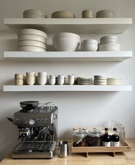 Coffee Organization Ideas, Coffee Mood, Home Coffee Stations, Home Coffee Bar, Coffee Bar Home, Coffee Corner, Dream House Interior, Apartment Inspiration, Coffee Kitchen