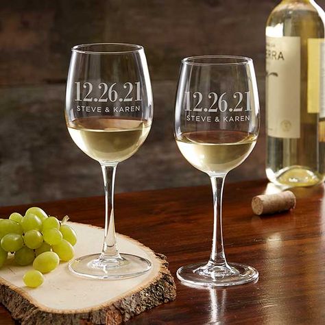 Cricut wine glass ideas