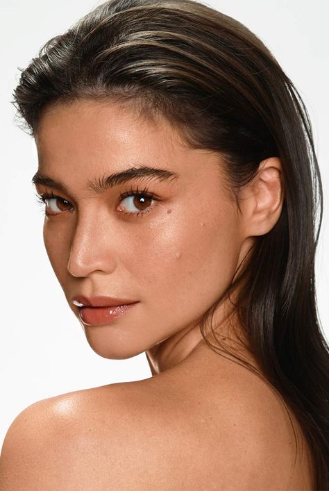 Anne Curtis Is The Face Of Belo’s Anniversary Campaign Actress Portrait Photography, Hairstyle Generator, Actress Portrait, Anniversary Campaign, Being Content, Anne Curtis, Soft Makeup Looks, Face Drawing Reference, Facial Cleaning