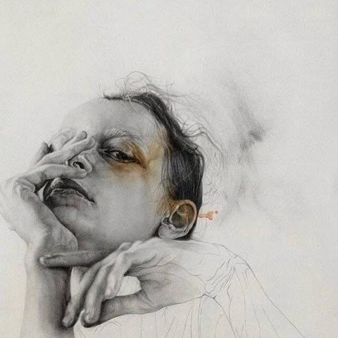 Arte Zombie, Charcoal Art, Charcoal Drawings, Portrait Sketches, Arte Inspo, Pencil Portrait, Art Portraits, Charcoal Drawing, Watercolor On Paper