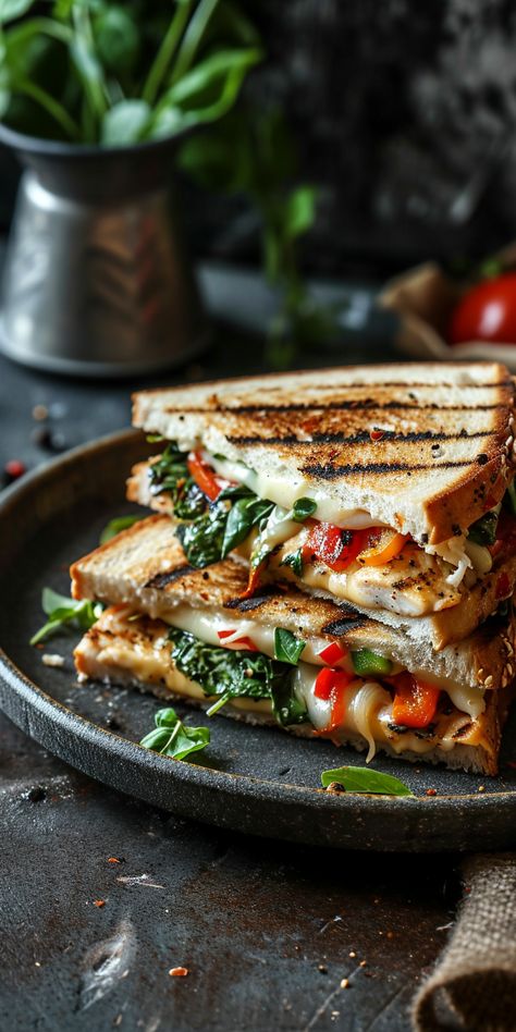 Grilled Chicken Three-Cheese Sandwich [45 Minutes] - Chasety Recept Sandwiches, Grilled Sandwiches, Sandwiches Recipes, Crepe Recipe, Sandwich Wrap, Gourmet Sandwiches, Grilled Sandwich, Three Cheese, Cheese Sandwich