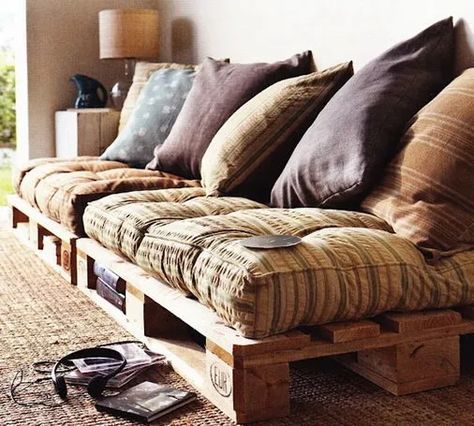 Chill Bedroom, Sage Bedroom, Galaxy Bedroom, Chill Out Room, Cozy Area, Teenager Bedroom, Spiritual Room, Diy Pallet Sofa, Tiny Balcony