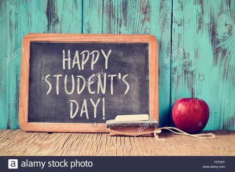 Back To School Blackboard, School Blackboard, Campus Activities, Students Day, Happy Students, Welcome Back To School, Happy Teachers Day, School Photography, Custom Backdrop