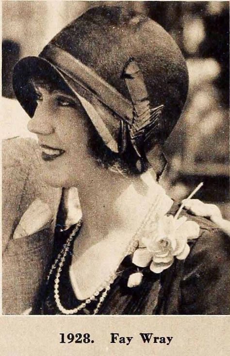 ´A-1920s-Cloche-Hat´-1928---Fay-Wray Corinne Griffith, Hats Hairstyles, 20s Aesthetic, Cappello Cloche, 1920s Aesthetic, Hairstyles And Makeup, 1920s Hats, 1920s Hat, Calm Yourself