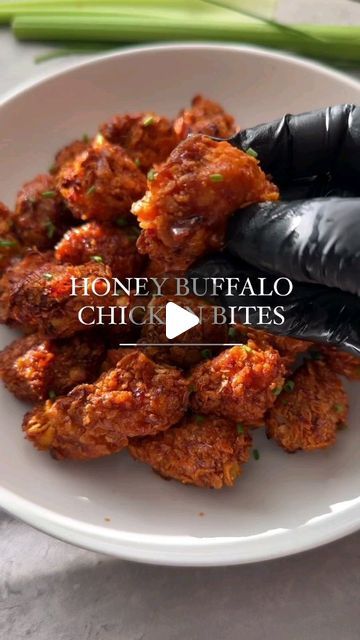 Your healthy recipes feed on Instagram: "Honey Buffalo Chicken Bites

Crispy, HONEY BUFFALO CHICKEN BITES. Made in the air fryer and glazed with a honey buffalo sauce. Recipe below. SAVE. 

Ingredients -
400g Chicken breast, cut into bite size pieces 
1/2 tsp of each - Onion granules, garlic granules, ground black pepper, smoked paprika and salt.

For dredging-
3 cups Corn flakes, crushed 
1 egg, beaten - add 1 tsp Buffalo sauce and mix

For the sauce-
1/2 cup Buffalo sauce
2 tbsp Honey
1 tbsp Melted butter

Method
Step 1 - In a bowl add the chicken pieces then mix in all of the seasonings, coating them well.

Step 2 - Take a piece of chicken, dip in then egg and then the cornflakes, patting them in well, set aside. Continue with the remaining chicken pieces.

Step 3 - Set your air fryer t Honey Buffalo Sauce, Honey Buffalo Chicken, Buffalo Sauce Recipe, Buffalo Chicken Bites, Chicken Pieces, Favorite Dips, Chicken Dip, Chicken Bites, Corn Flakes