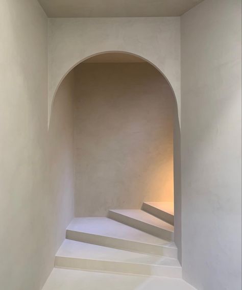 Concrete Effect Paint, Polished Plaster, Stairway Design, Scandi Design, Interior Stairs, House Stairs, Minimalism Interior, Plaster Walls, Polished Concrete