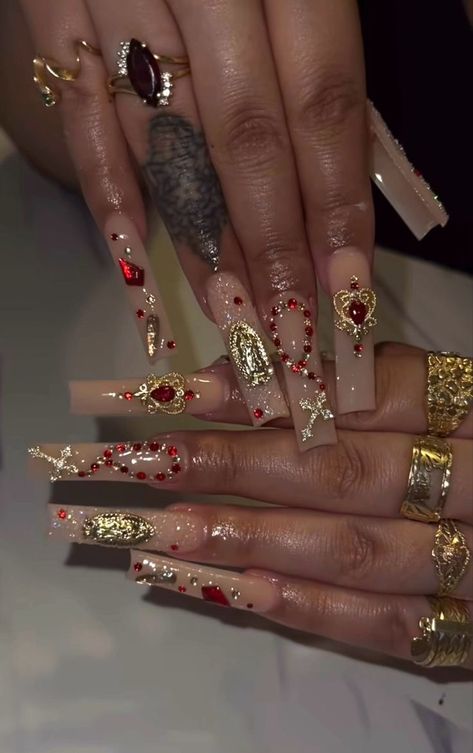 Jhene Aiko Concert Nail Ideas, Sag Nail Designs, Nails With Cross Charm, Oldies Nails, Bougie Nails, Random Nails, Prom Fits, Nail Options, Red And Gold Nails