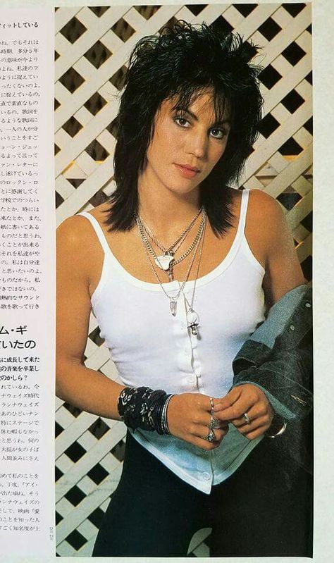 Joan Jett The first woman to walk the black carpet and be inducted in as a ROCK GOD! Joan Jett 80s, Sandy West, Lita Ford, Japanese Magazine, Women Of Rock, Joan Jett, Women In Music, Shag Haircut, I'm With The Band