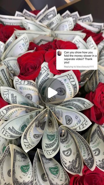 G E O R G I A on Instagram: "Hope this helps 😊❤️ • • • #moneybouquet #flowerbouquet #roses #nycinfluencer" How To Make The Money Bouquet, How To Make Bouquet Of Money, Money In Flowers Gift Ideas, Cash Flower Bouquet, Diy Flower Money Bouquet, Mens Money Bouquet, How To Make Arrangements Flowers, Bouquet Of Money Roses, Cash Bouquet Money Rose