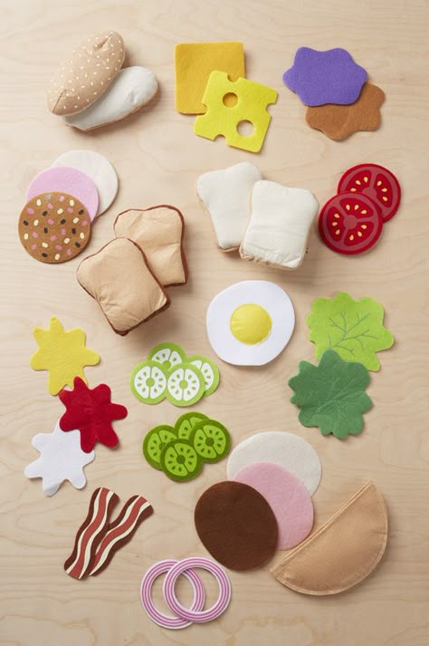 Felt Play Food - Sandwich Set Felt Toys Diy, Felt Food Patterns, Felt Food Diy, Baby Mobil, Pretend Play Food, Felt Play Food, Felt Books, Felt Quiet Books, Food Patterns