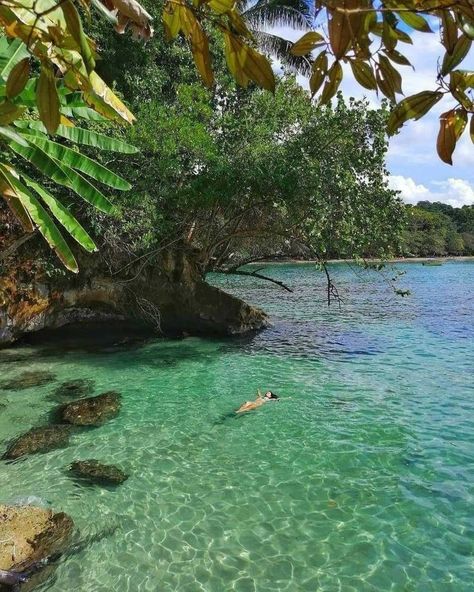 uh it's a wonderful lavish blue clear water with trees and mountains surrounding the serene experience with just one calm girl floating in the middle of the sea wishing to be taken away... Costa Rica Travel Pictures, Costa Rico, Cost Rica, Monteverde Costa Rica, Summer Pics, Costa Rica Vacation, Costa Rica Travel, Dream Travel Destinations, Pretty Places