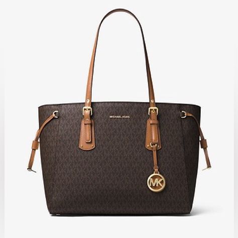 Michael Kors Signature Tote Brown Tela, Sac Michael Kors, Michael Kors Tote Bags, Michael Kors Crossbody Bag, Michael Kors Shoulder Bag, Brown Tote, Mk Logo, Zip Tote, Purses Michael Kors