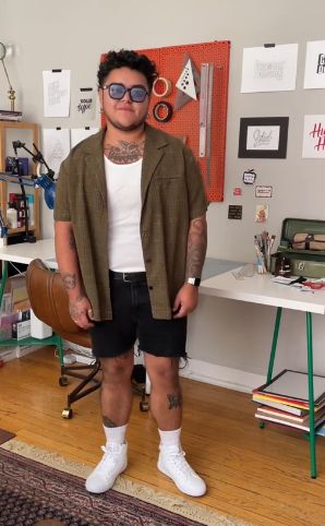 @its_bink on tiktok Plus Size Transmasc Fashion, Plus Size Masc Outfits, Plus Size Masc Fashion, Plus Size Masc, Plus Size Nonbinary Fashion, Transmasc Fashion, Enby Fashion, Masc Fashion, Concert Outfit Summer