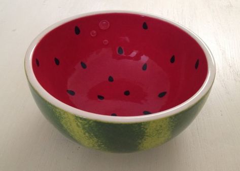 Watermelon Bowl, Diy Pottery Painting, Diy Bowl, Pottery Painting Designs, Keramik Design, Fruit Painting, Diy Pottery, Clay Art Projects, Bowl Designs