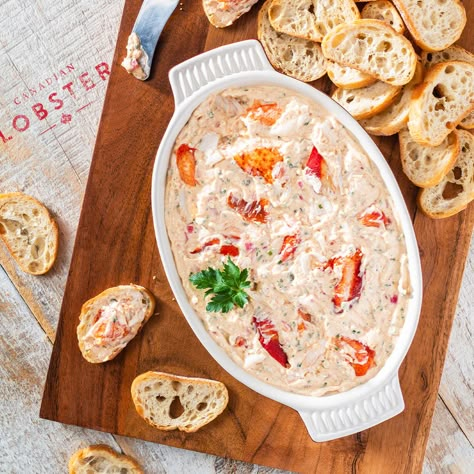 Lobster Dip, Cooking Lobster, Cold Dip Recipes, Cake Pineapple, Dip Recipes Appetizers, Savory Dips, Salads For Parties, Dips And Appetizers, Lobster Recipes