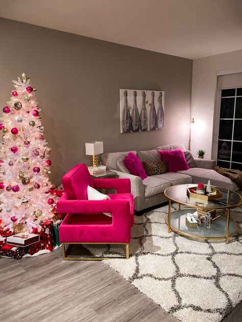 Hot Pink Living Room Decor, Pink Accent Chair Living Room, Hot Pink Christmas Decorations, Hot Pink Living Room Aesthetic, Pink Couch Living Room Ideas Glam, Hot Pink Chair Living Room, Hot Pink Apartment, Pink Chair Decor, Hot Pink Apartment Aesthetic