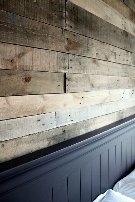 Diy Pallet Wall, Diy Wood Wall, Pallet Walls, Wood Pallet Wall, Pallet Decor, Pallet Wall, Wood Accents, Wood Planks, Pallet Furniture