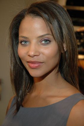 Denise Vasi - Soft Summer in all its smoky, misty, mysterious glory! Club Pics, Denise Vasi, Color Analysis Summer, Elizabeth Gutierrez, Face Essence, Jessica Brown Findlay, Madison Pettis, Meagan Good, Greek Women