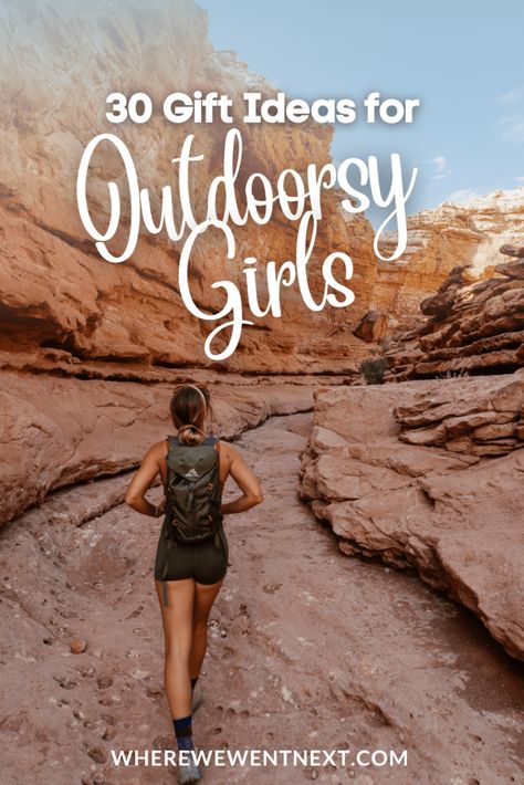 A list of 30 gift ideas for the amazing outdoorsy women in your life -- that they will actually love and use! #giftsforhikers #outdoorsygifts #giftsforher #giftideas Birthday Hike Ideas, Gifts For The Outdoor Woman, Outdoorsy Gift Basket, Gift Ideas For Hikers, Outdoorsy Bridesmaid Gifts, Gifts For Granola Friends, Gifts For Adventurers Women, Hiking Gifts Women, Summer Gift Ideas For Women