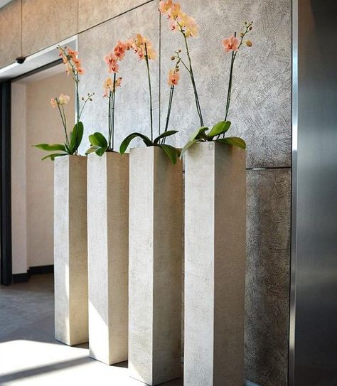 Diy Planters Indoor, Modern Planters Outdoor, Garden Troughs, Cement Vase, Plants Diy, Modern Contemporary Home, Tall Planters, Concrete Projects, Concrete Garden