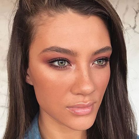 #australianmakeupartist #makeupartisit #miaconnor #australianbeautyblogger Make Up Inspiration, Makeup Is Life, Best Makeup Artist, Simple Look, Nude Makeup, Full Face Makeup, Bridesmaid Makeup, Beauty Makeup Tips, Makeup Designs