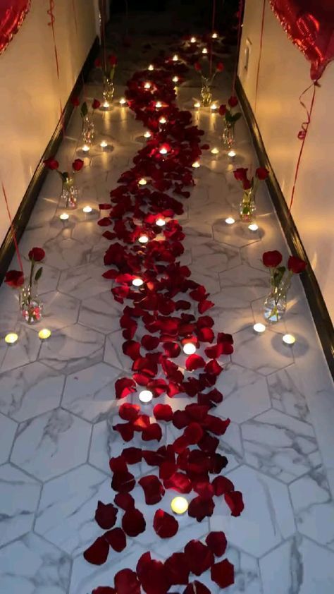 Wedding Night Room Decorations, Romantic Dinner Decoration, Romantic Room Surprise, Surprise Birthday Decorations, Romantic Room Decoration, Wedding Room Decorations, Birthday Room Decorations, Romantic Date Night Ideas, Decoration Evenementielle