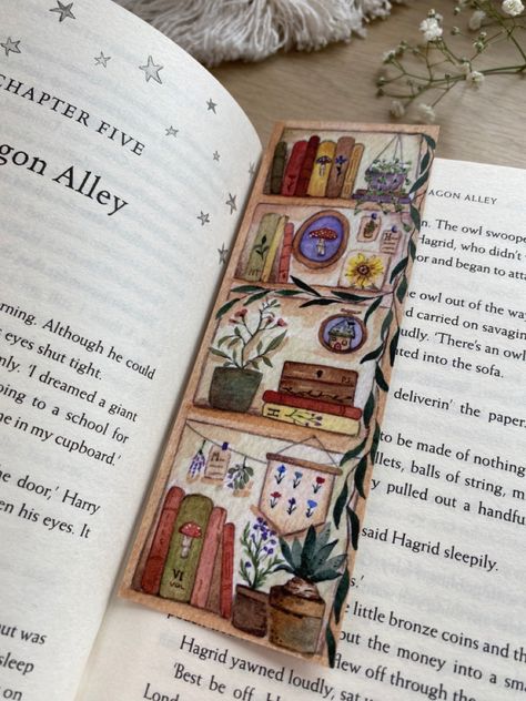 Bookmark Bookmark Doodle Ideas, Cottage Core Bookmark, Watercolor Painted Bookmarks, Art Bookmark Ideas, Cute Homemade Bookmarks, Homemade Bookmark Ideas, Bookmark Watercolor Ideas, Bookmark Diy Ideas, Home Made Bookmarks