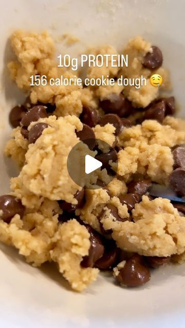 Brianna | High Protein + Low Calorie Recipes on Instagram: "FITNESS RECIPES 👉 @holistic_momlife 💥 Follow for the best high protein, low calorie healthy swap recipes for your fitness & weight loss journey 💪🏻 Healthy Swap Recipe book out now - check it out in bio High Protein and Low Calorie Cookie Dough 🤤🤤🤤 -> In a bowl add: •1 tbsp almond flour •1 tbsp vanilla protein powder - used @revolutionbrand vanilla cake iso whey protein powder 👉 FREE products with my code: RNBRIANNA •1/16 tsp kosher or sea salt •1/2 tbsp smooth peanut butter •1/2 tbsp @fairlife 1% -> Stir with a fork to combine & add: •1/2 tbsp milk chocolate chips -> Stir, follow @holistic_momlife for more & enjoy! Macro-friendly! Calories: 156 Protein: 10g If you’re looking to lose weight or stick to fitness g Low Calorie Cookie Dough, Low Calorie Cookies, Heathy Snack, Smooth Peanut Butter, Fitness Recipes, Healthy Swaps, High Protein Low Calorie, Low Cal Recipes, Instagram Fitness