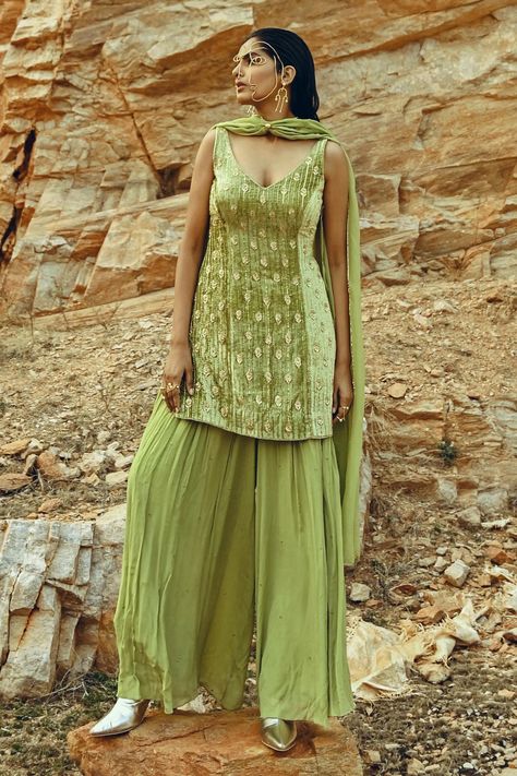 Buy Ease Green Velvet Kurta Sharara Set Online | Aza Fashions Short Kurti With Palazzo, Velvet Kurta, Kurti With Palazzo, Kurta Sharara Set, Kurta Sharara, Short Kurti, Sharara Set, Organza Dupatta, Designer Gowns