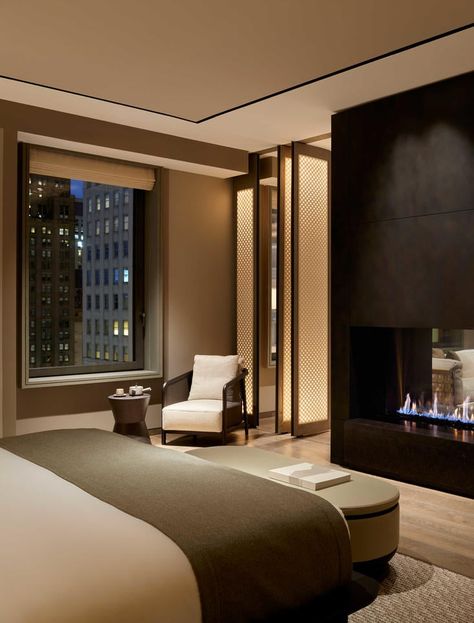 Aman New York, Luxury Hotel Bedroom, Hotel Bedroom Design, Hotel Room Interior, San Myshuno, Dining Table In Living Room, Luxury Hotel Room, Hotel Room Design, Modern Hotel