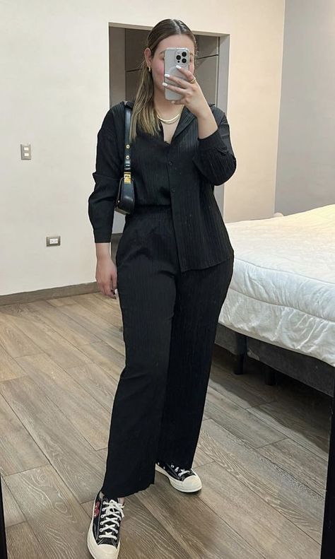 All Black Smart Casual Outfit Women, Business Casual Outfits Curvy, Casual Fashion Aesthetic, School Outfits Fall, Comic Con Outfits, Fashion Outfits Winter, Fall Fashion Casual, School Ootd, Muslim Outfits Casual