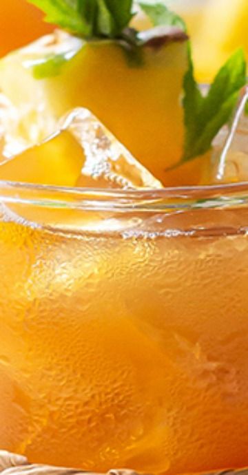 Pineapple Ice Tea, Pineapple Ice Tea Recipe, Pineapple Iced Tea, Pineapple Sweet Tea, Pineapple Tea Recipe, Pineapple Iced Tea Recipe, Kentucky Recipes, Fruit Tea Recipes, Pineapple Tea